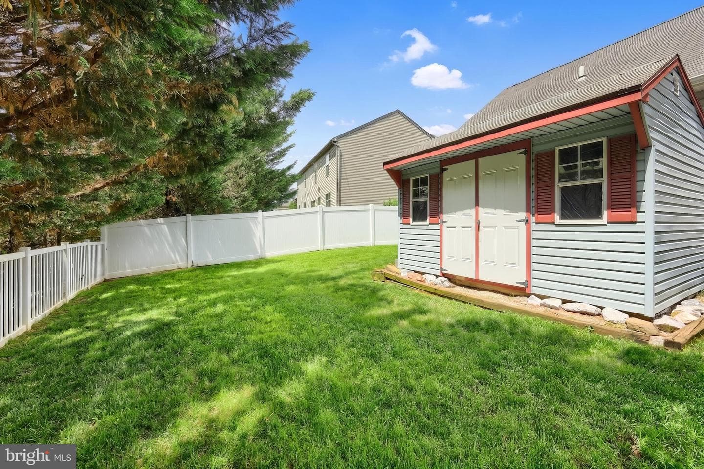 3742 Kimberly photo 8