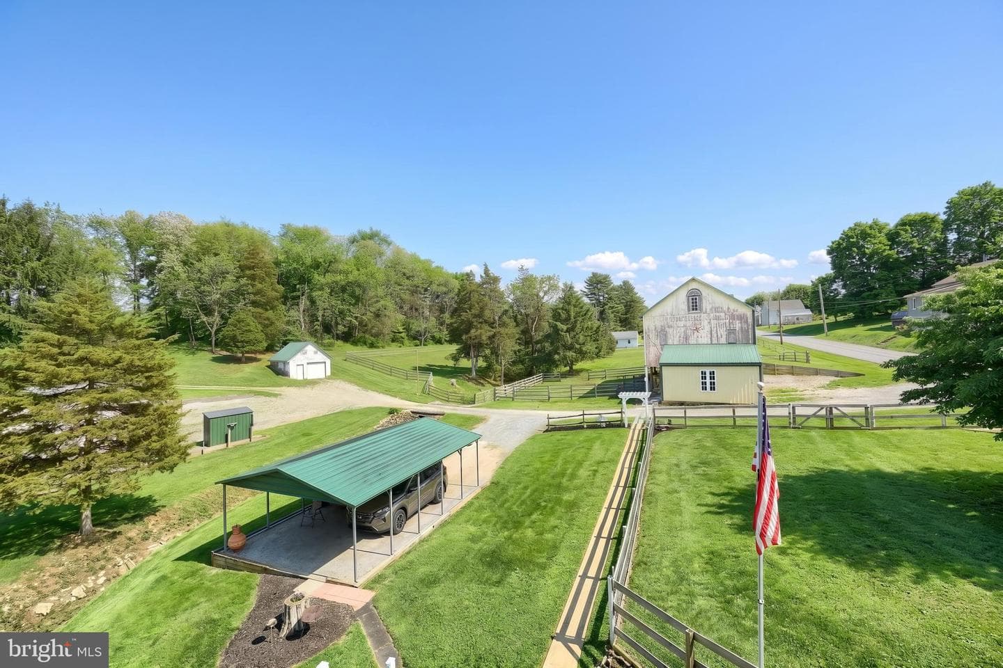 1425 Sunnyside Road photo 27
