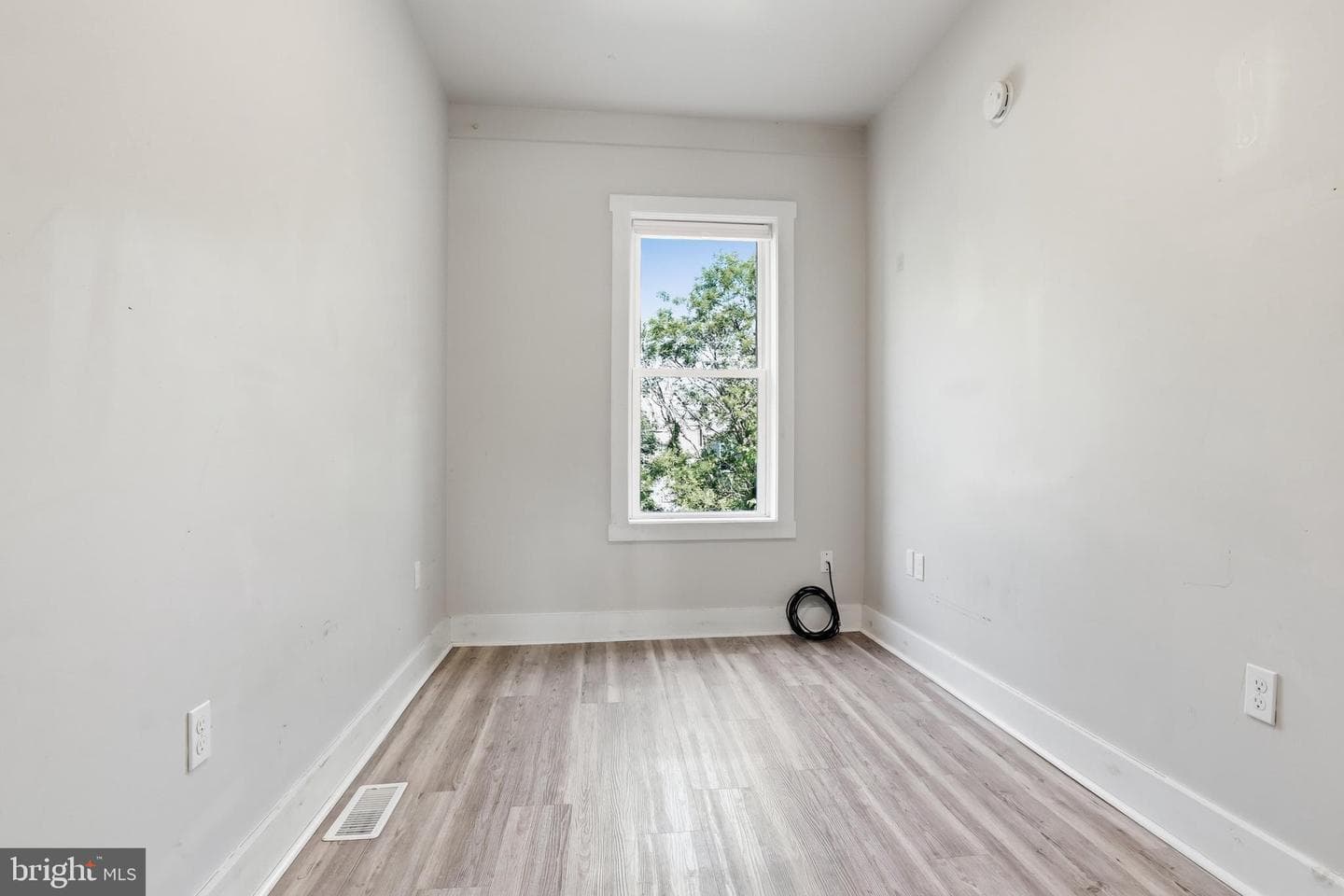 239 Franklin Way photo 10