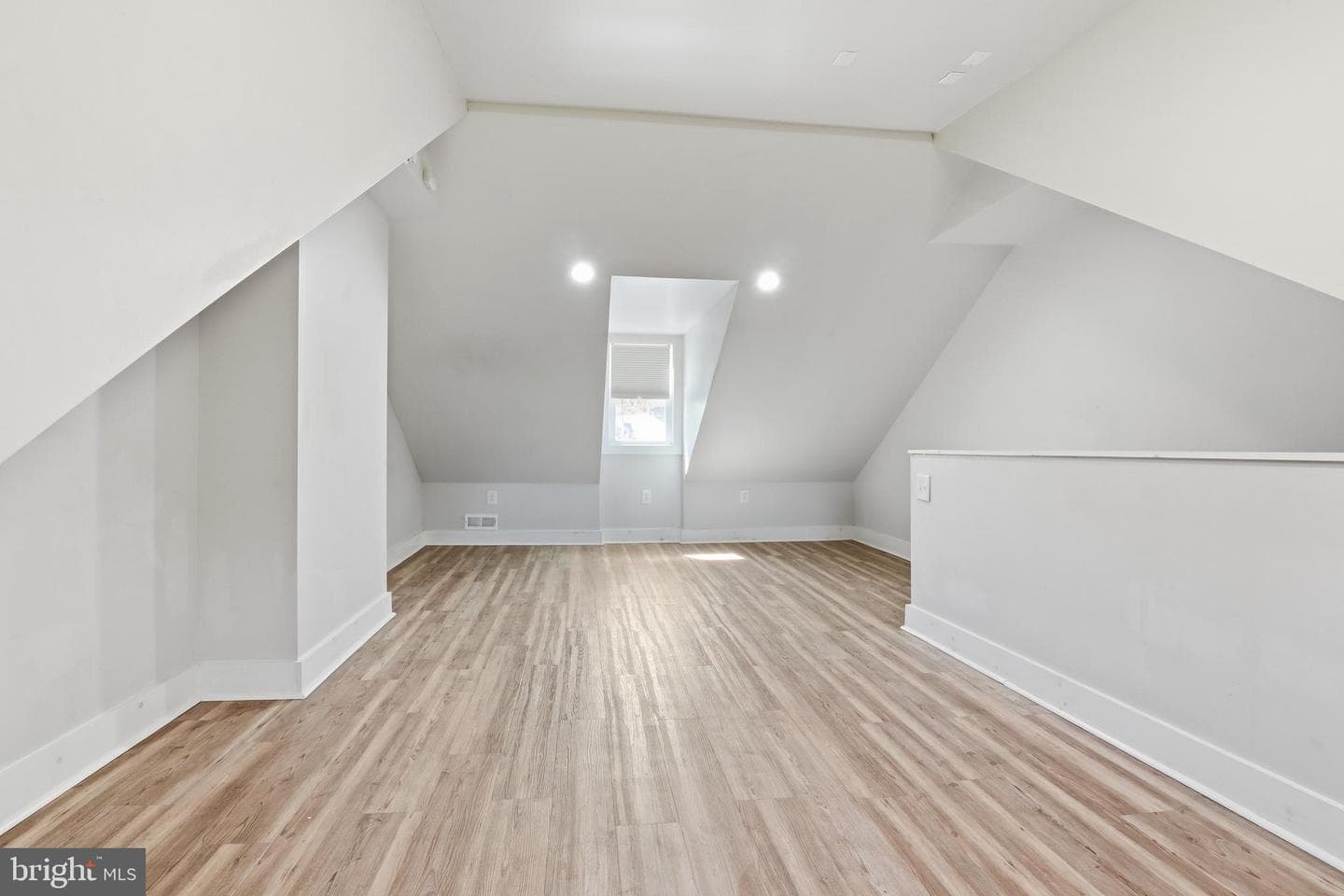 239 Franklin Way photo 17