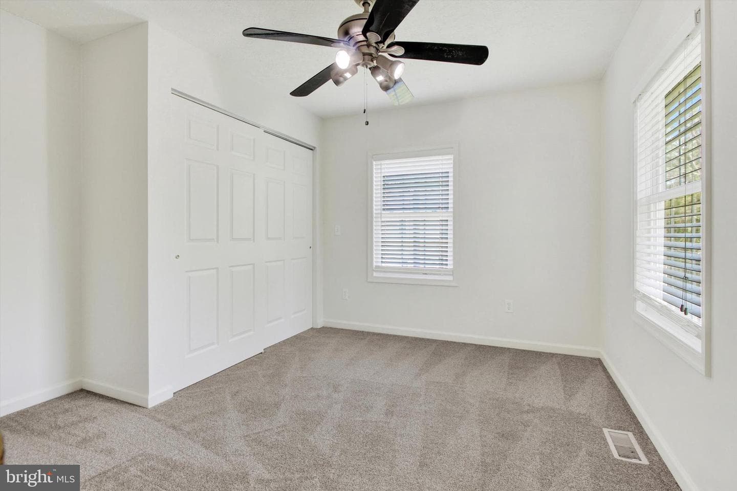 8 Mccleary Court photo 24