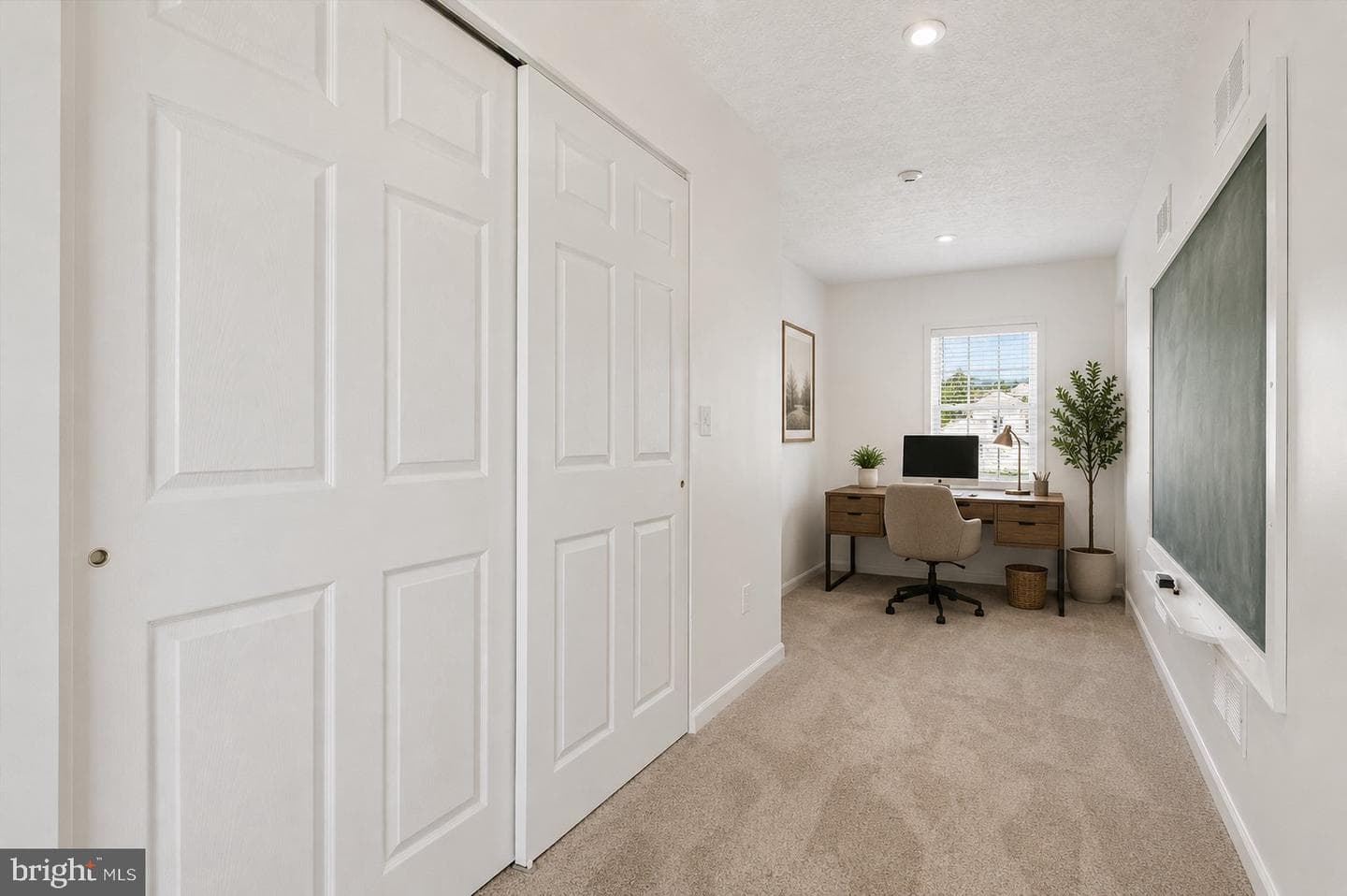 8 Mccleary Court photo 27