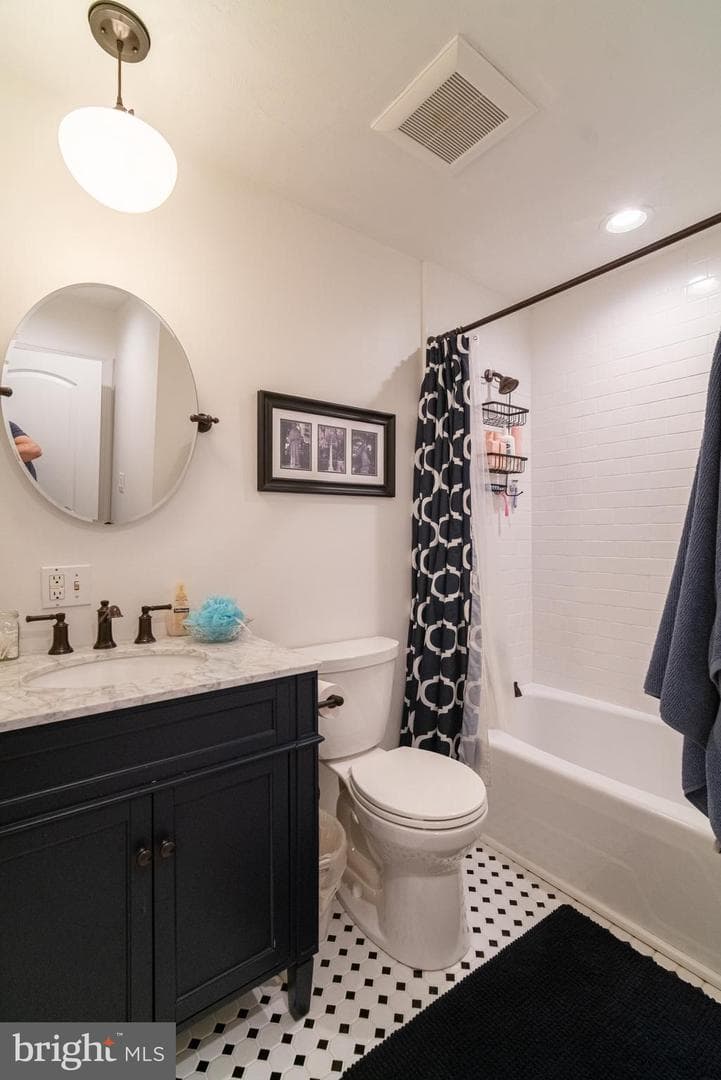 49 Willow Creek Road photo 31