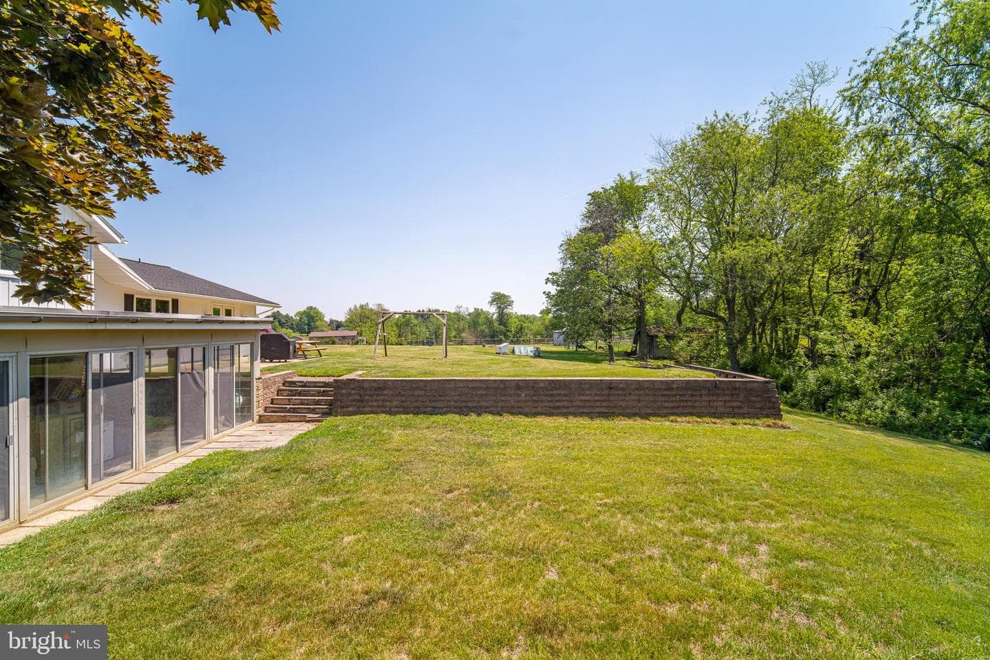 49 Willow Creek Road photo 4