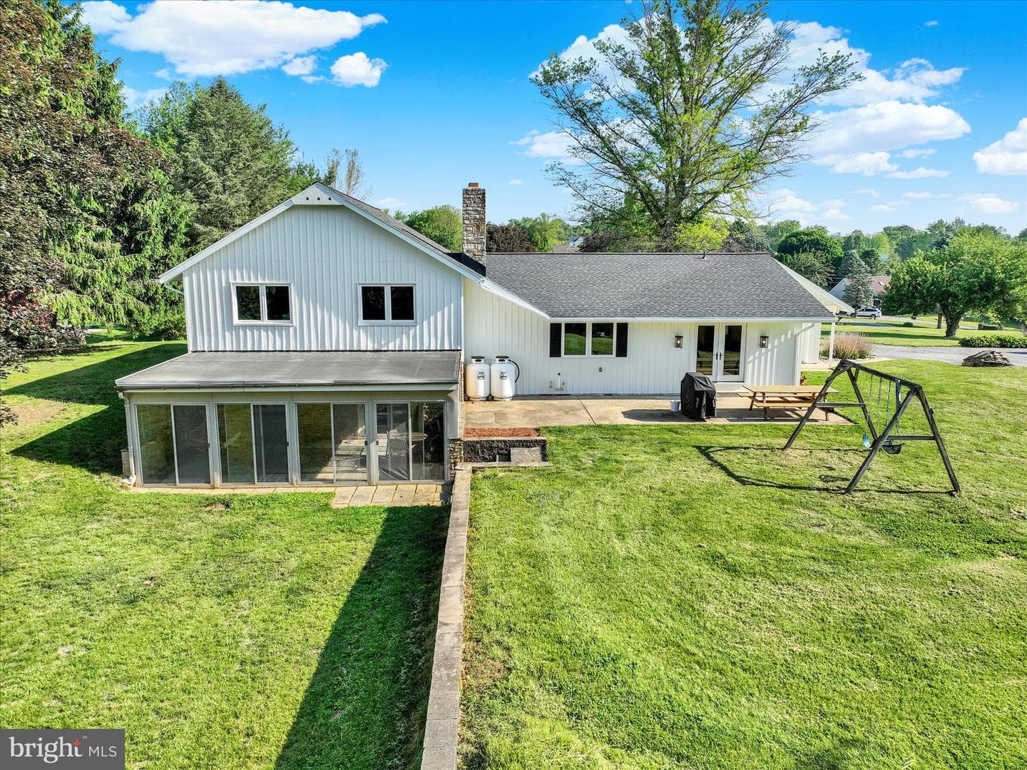 49 Willow Creek Road photo 52