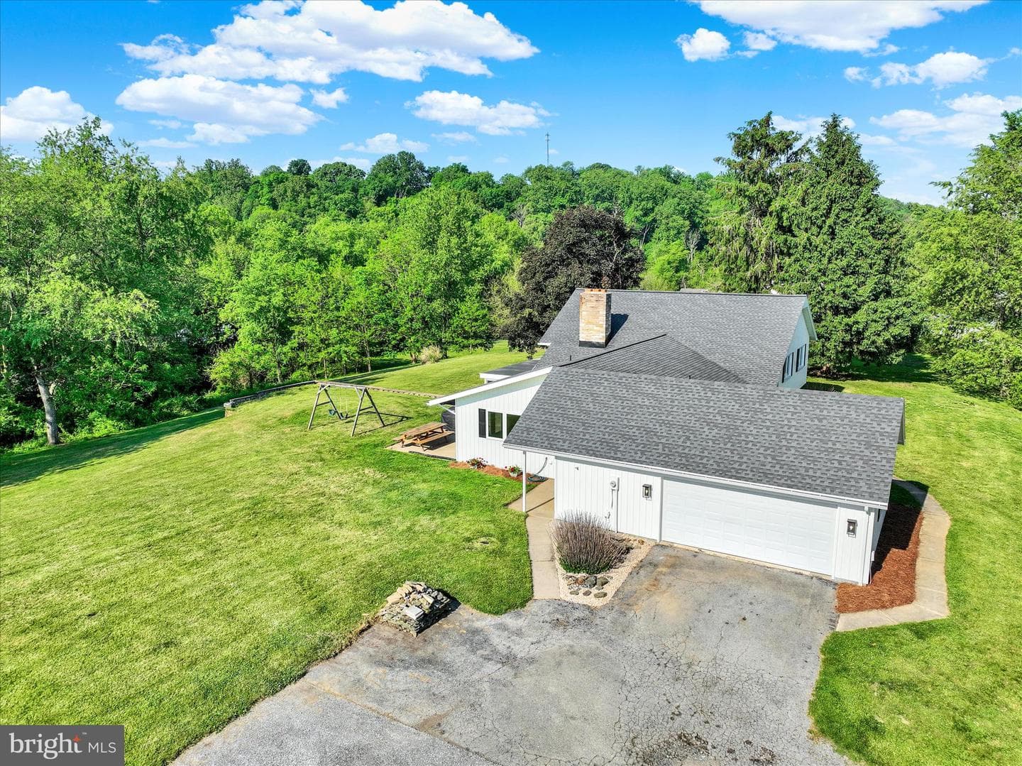49 Willow Creek Road photo 57