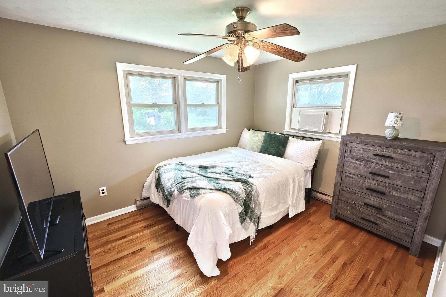 2090 Loman Drive photo 27