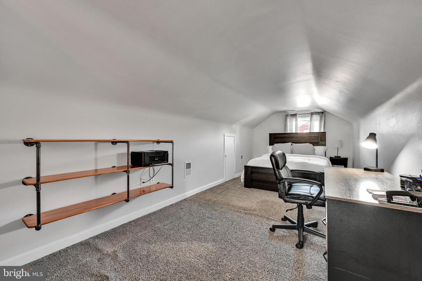 860 Hess Road photo 14