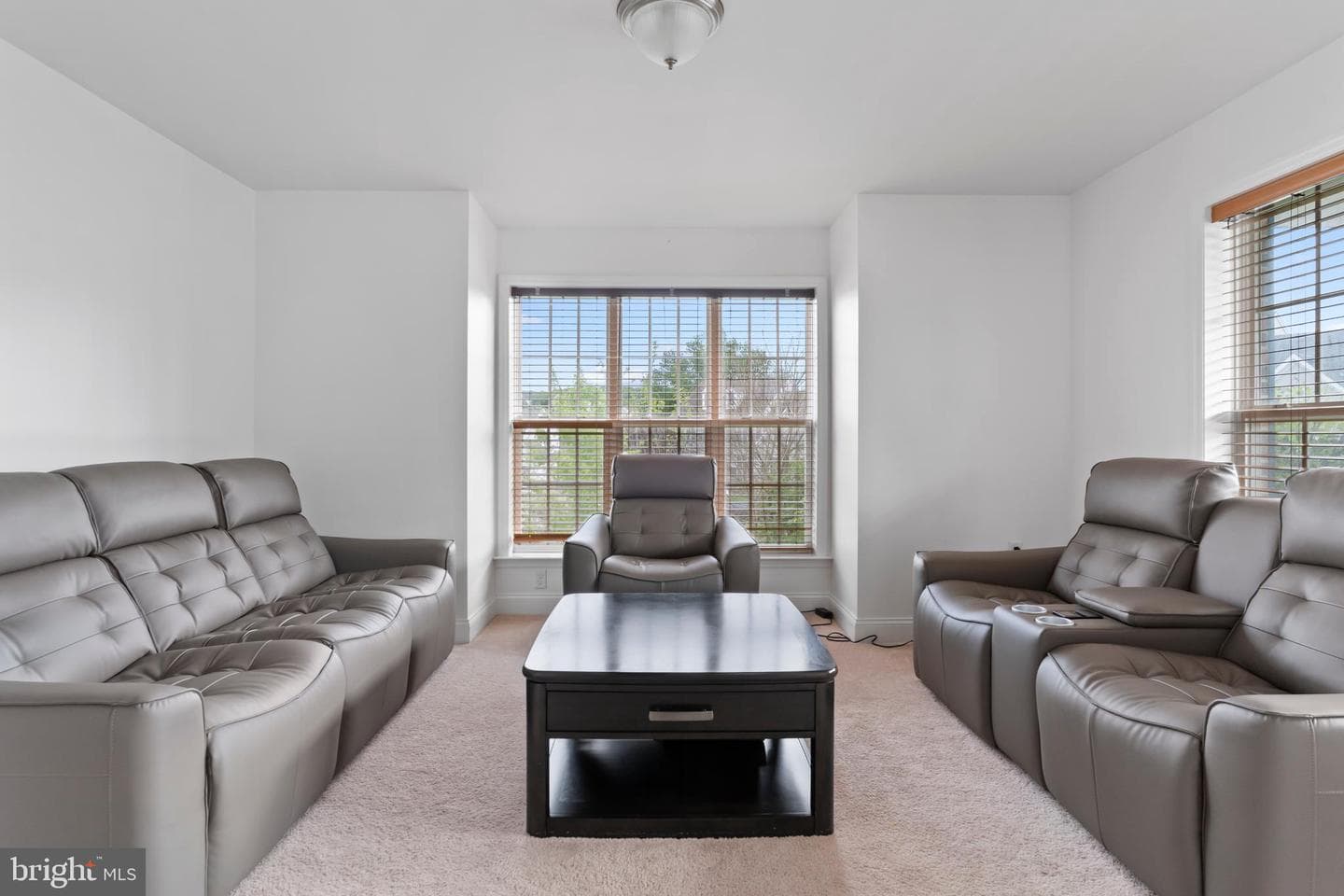 951 Kavanagh Circle photo 14