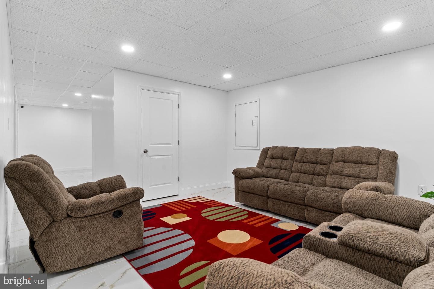 951 Kavanagh Circle photo 37