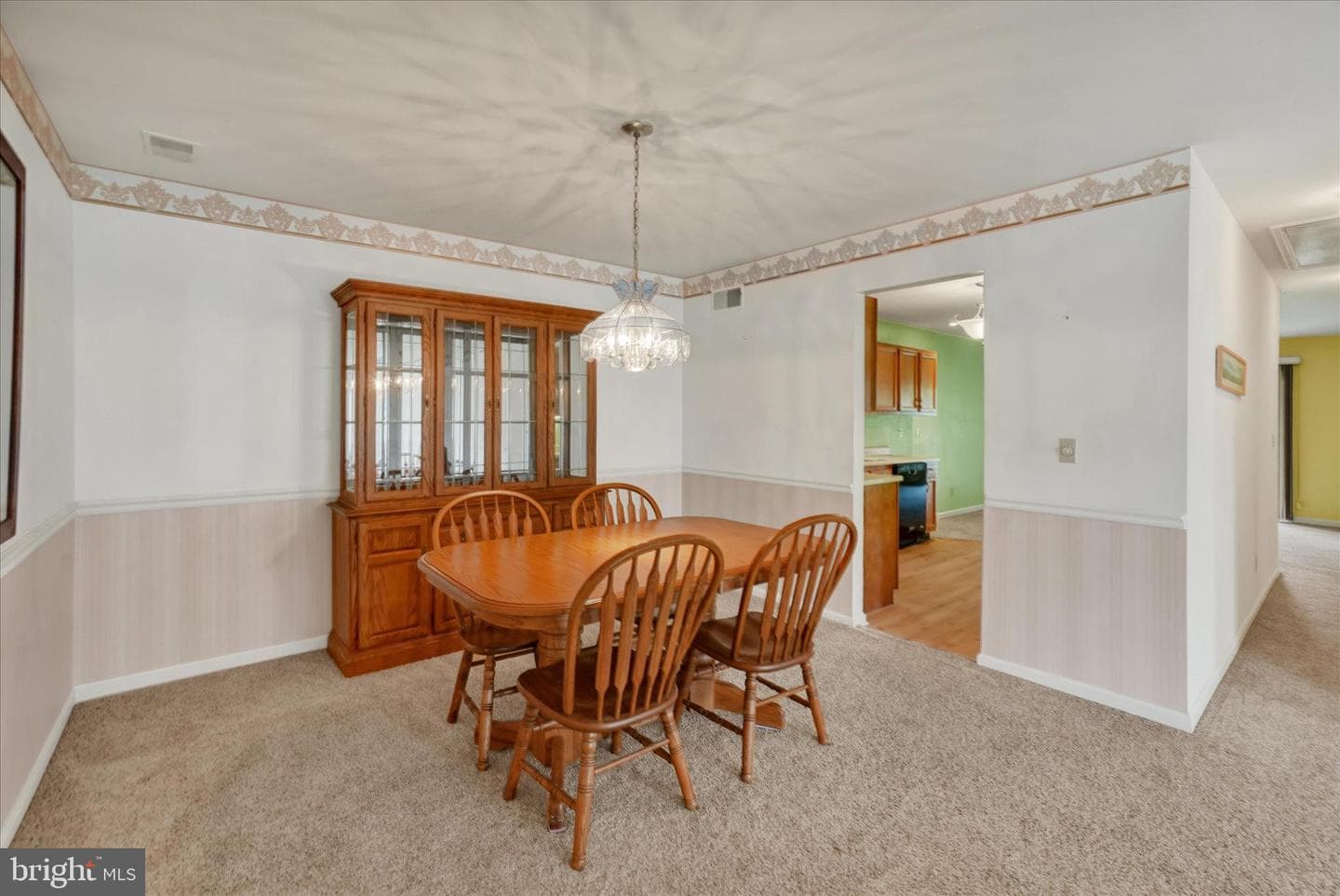 3014 Village Circle W photo 11