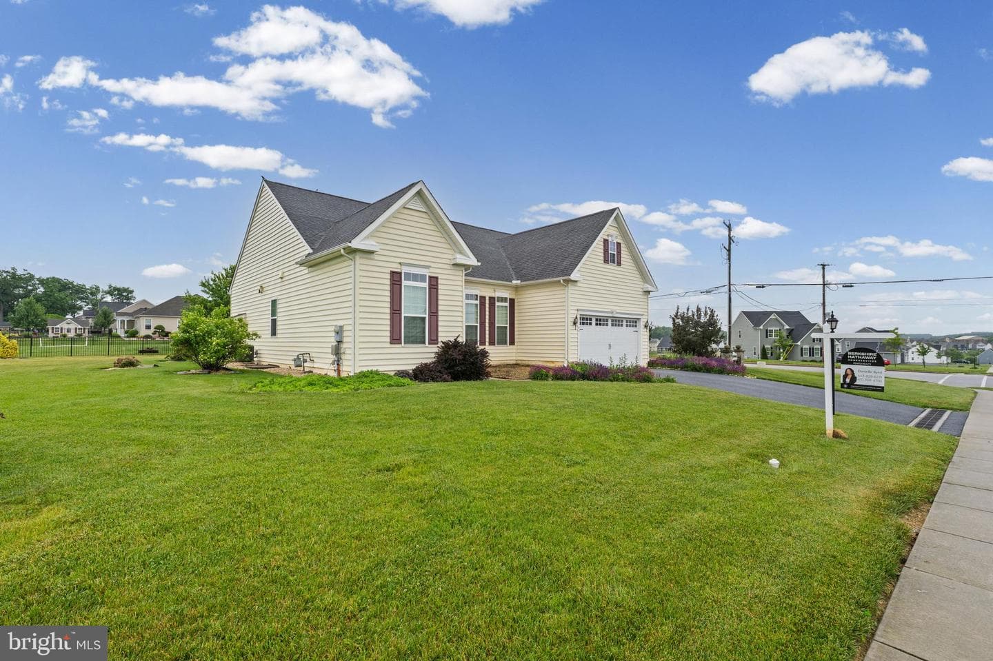 46 Tyler Drive photo 3