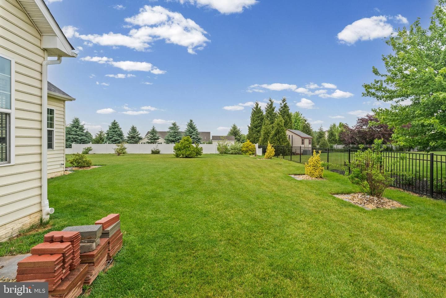 46 Tyler Drive photo 32