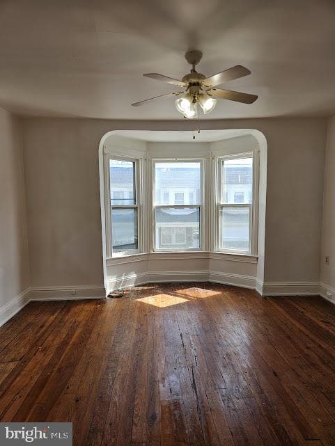 1121 W Poplar Street photo 26