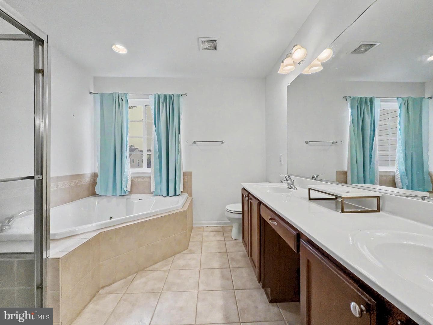 243 Country Ridge Drive photo 19