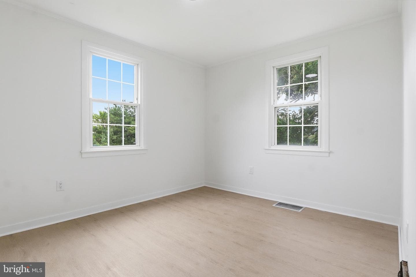 1208 Overbrook Drive photo 18