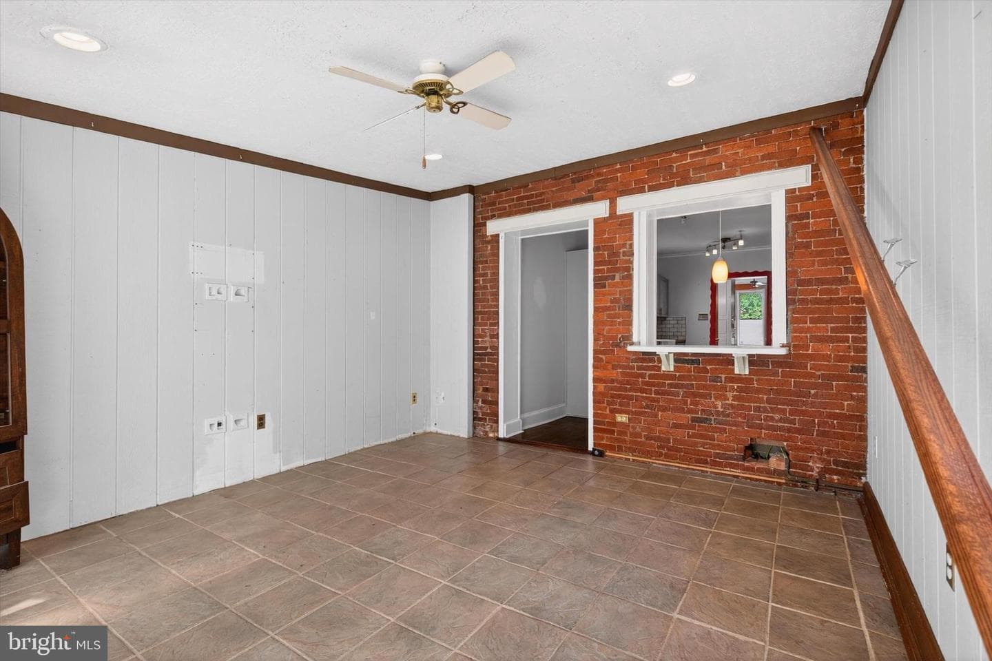 124 S Newberry Street photo 11