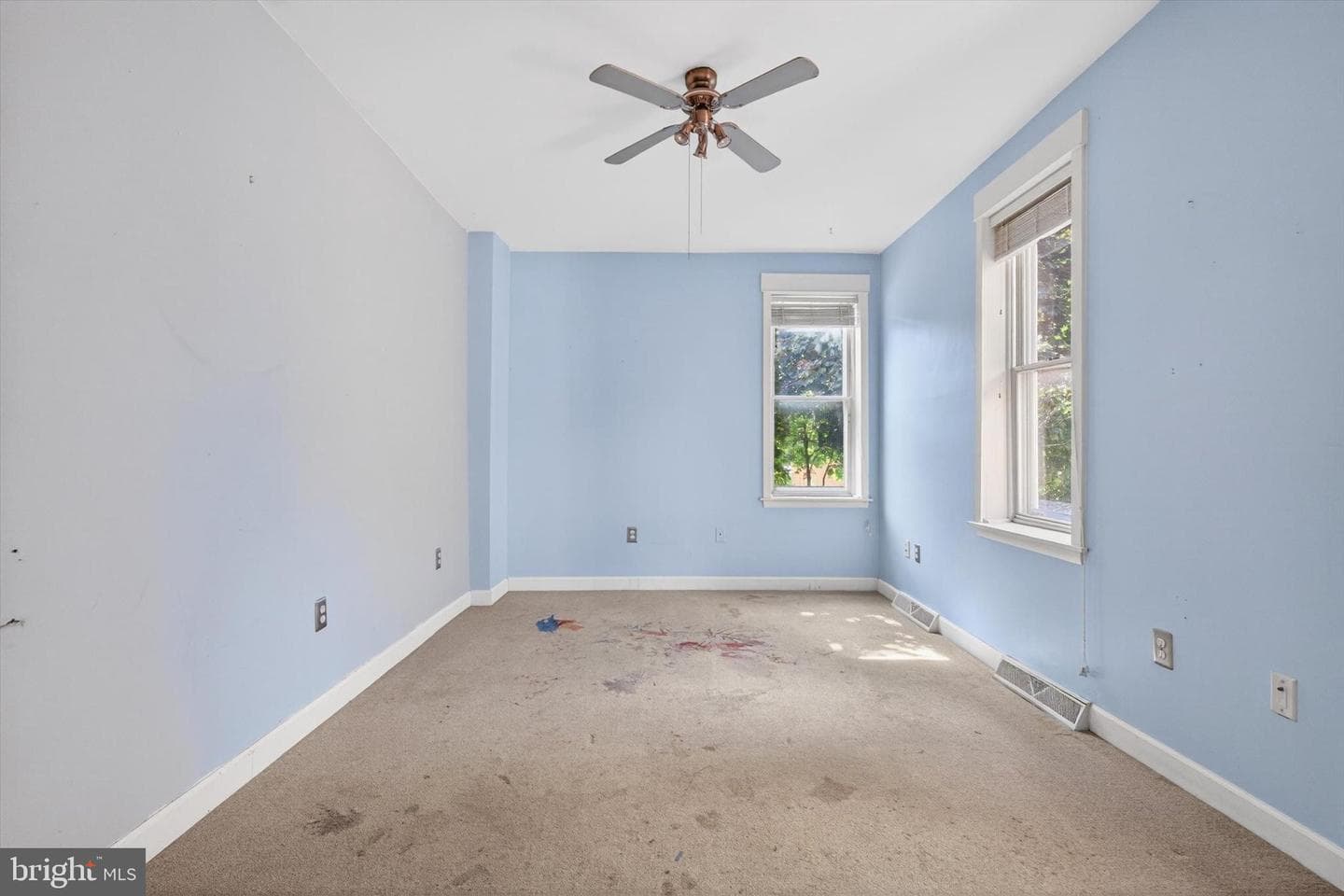 124 S Newberry Street photo 13