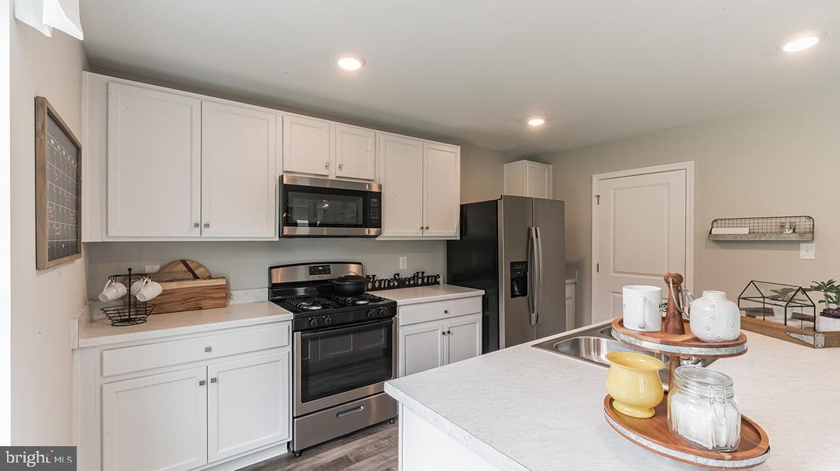 120 Christina Drive photo 14