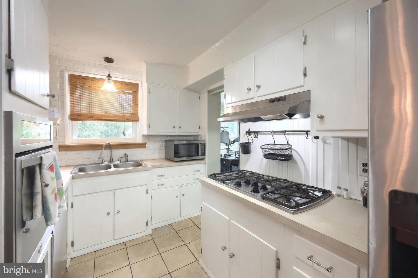 1100 Grandview Road photo 23