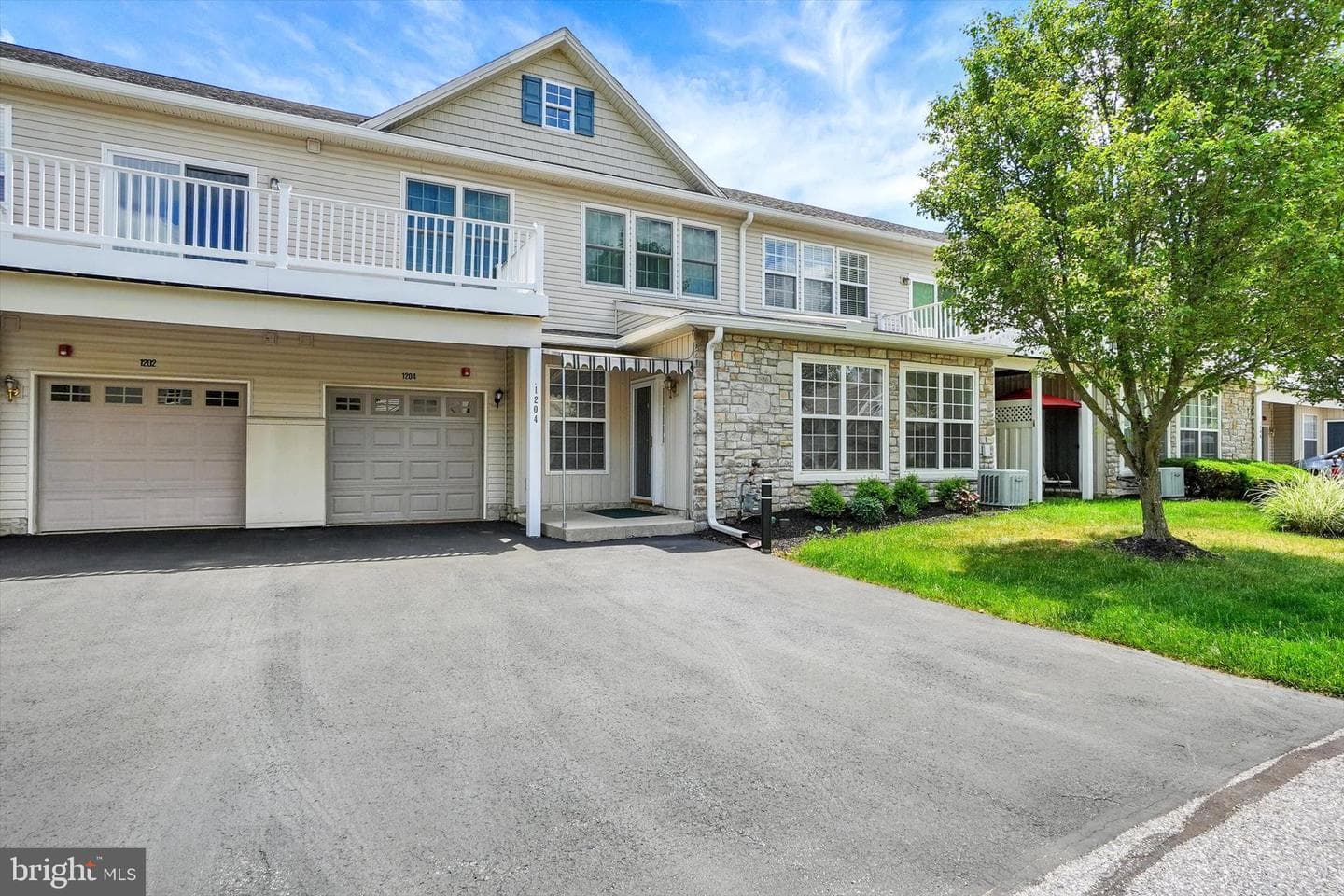 1204 Crestview Lane #1204 photo 2