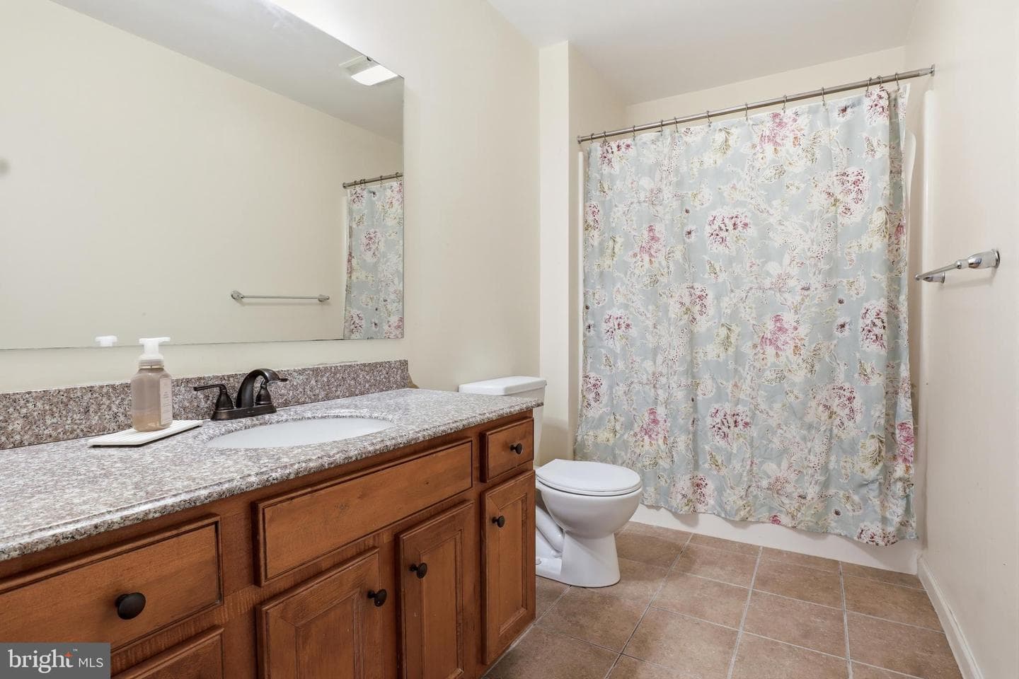 560 Nantucket Drive photo 28