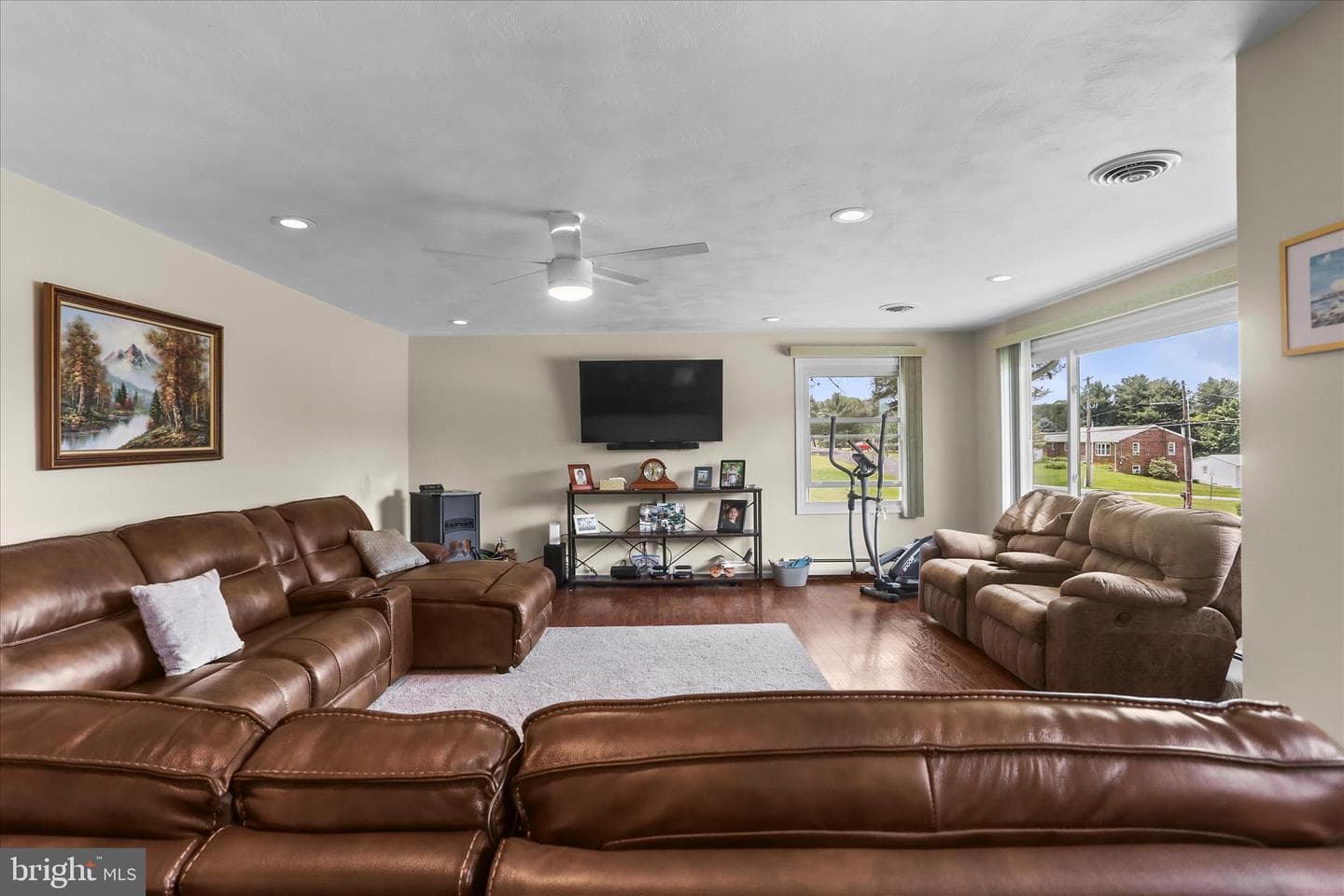 88 Sunset Drive photo 24