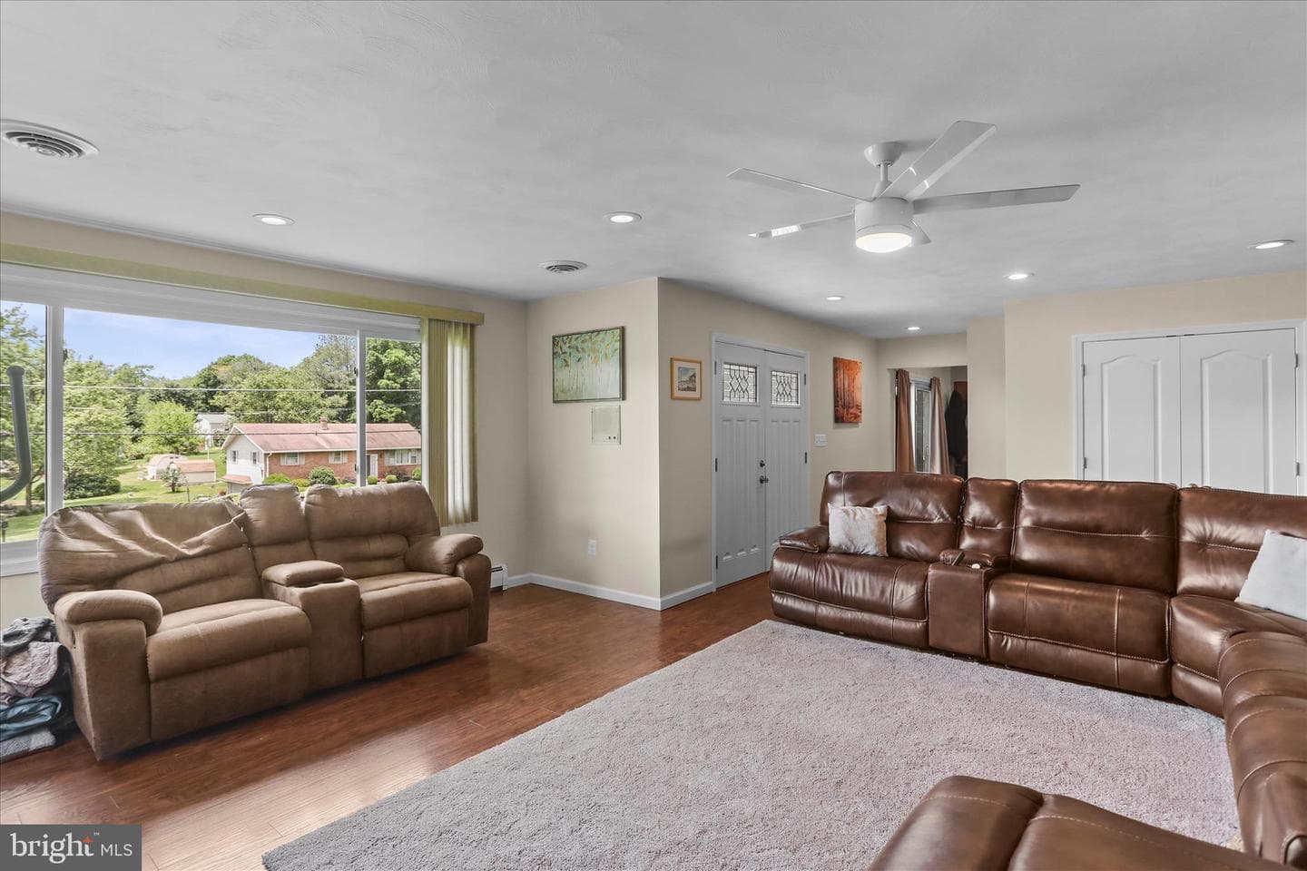 88 Sunset Drive photo 25