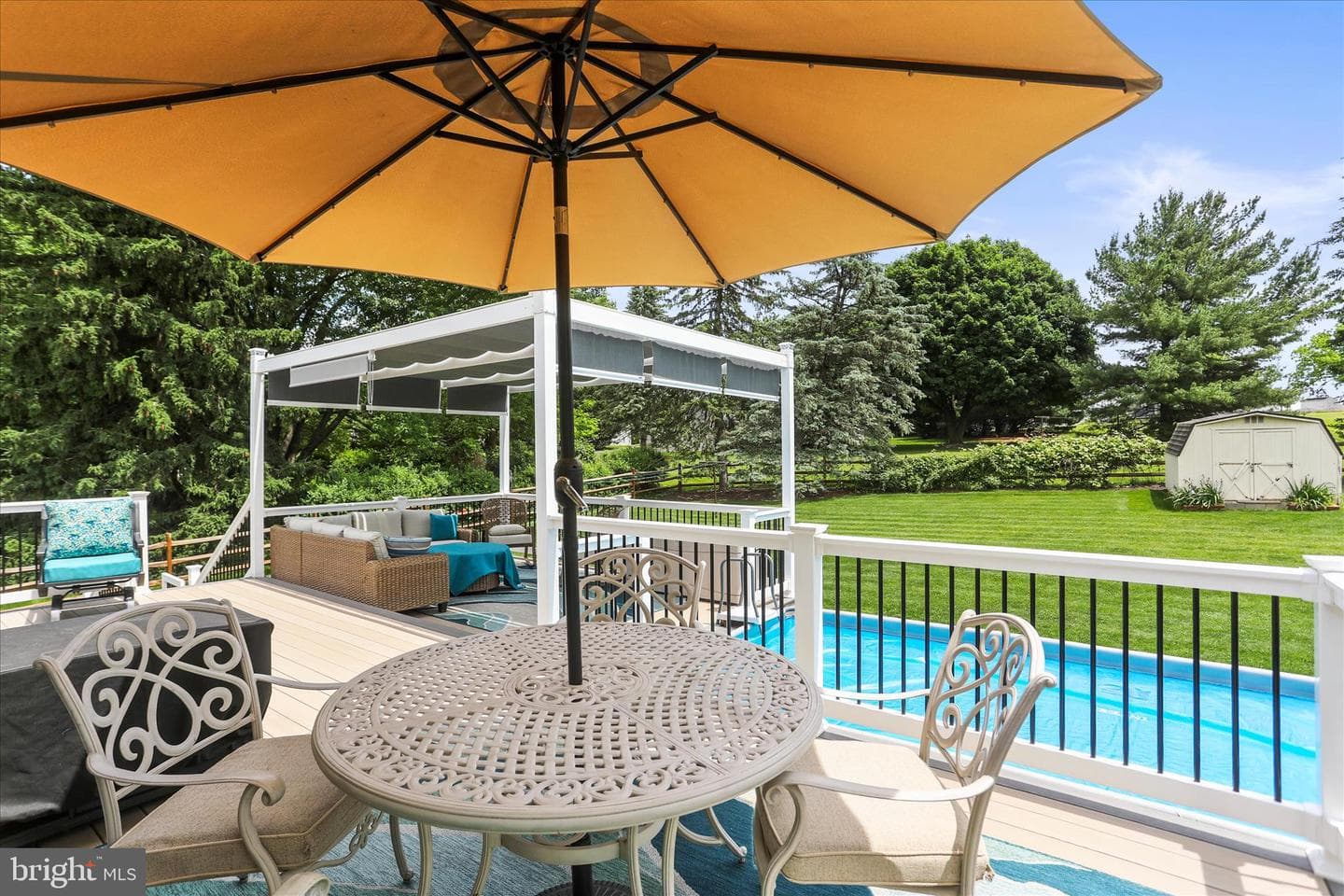 88 Sunset Drive photo 39