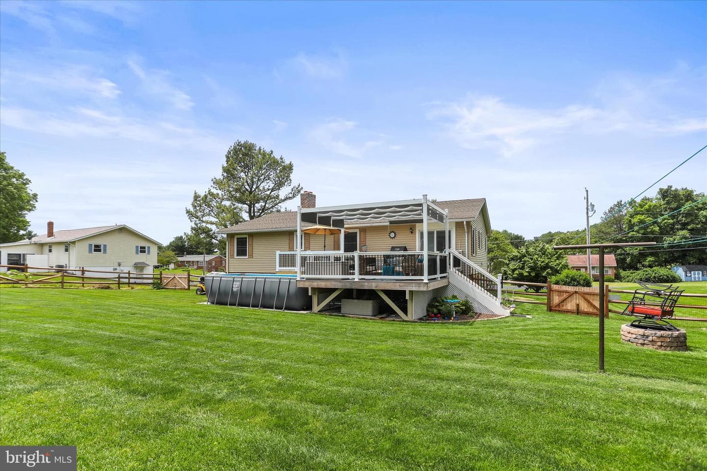 88 Sunset Drive photo 45