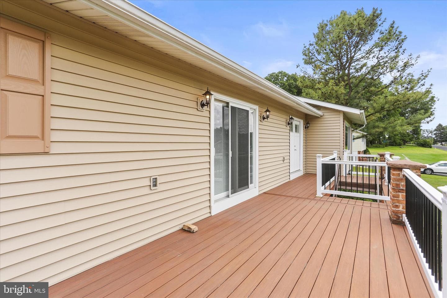 88 Sunset Drive photo 5