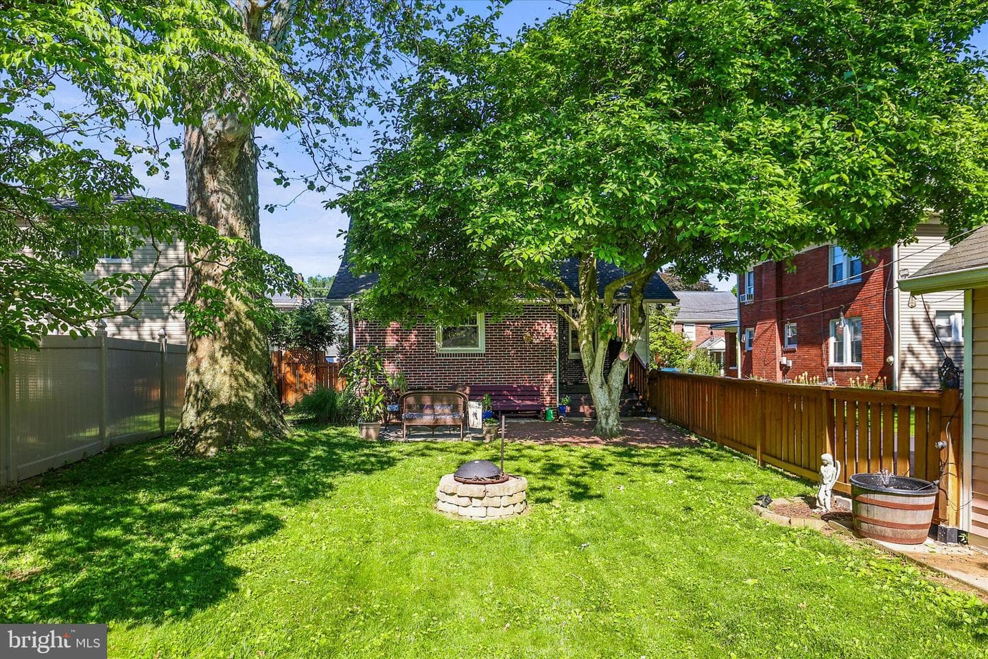 31 N Kershaw Street photo 32