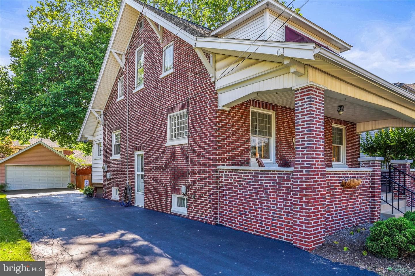 31 N Kershaw Street photo 4