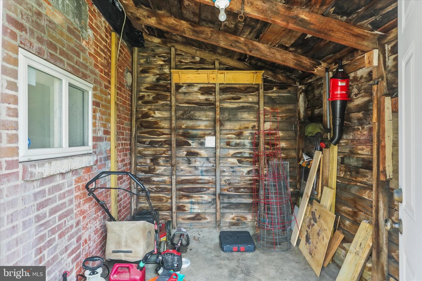 619 Ridge Avenue photo 33