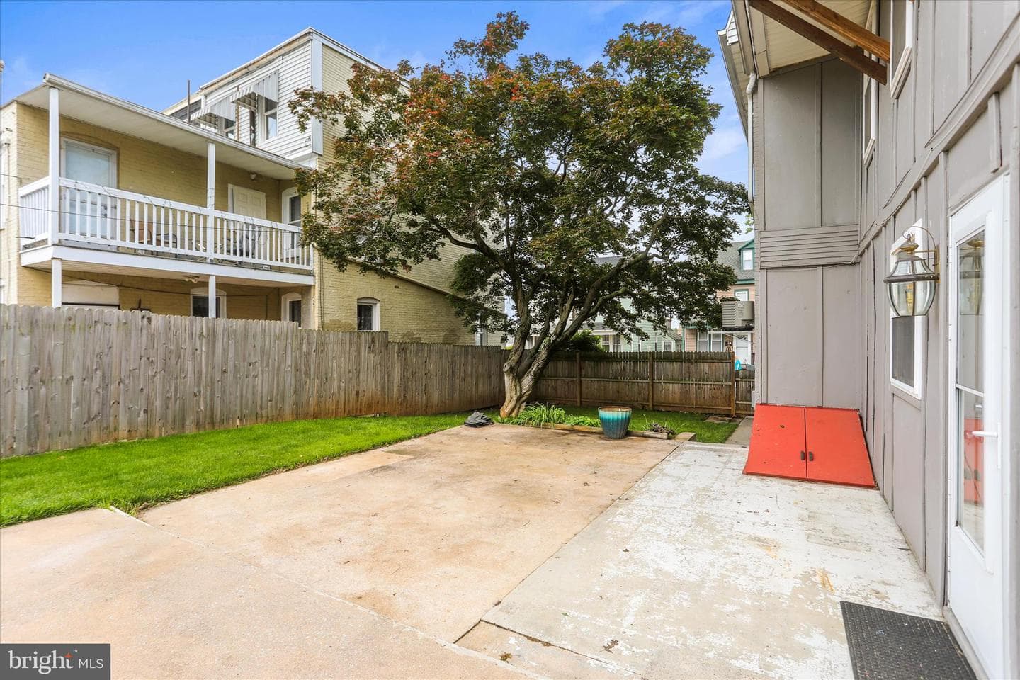 619 Ridge Avenue photo 37