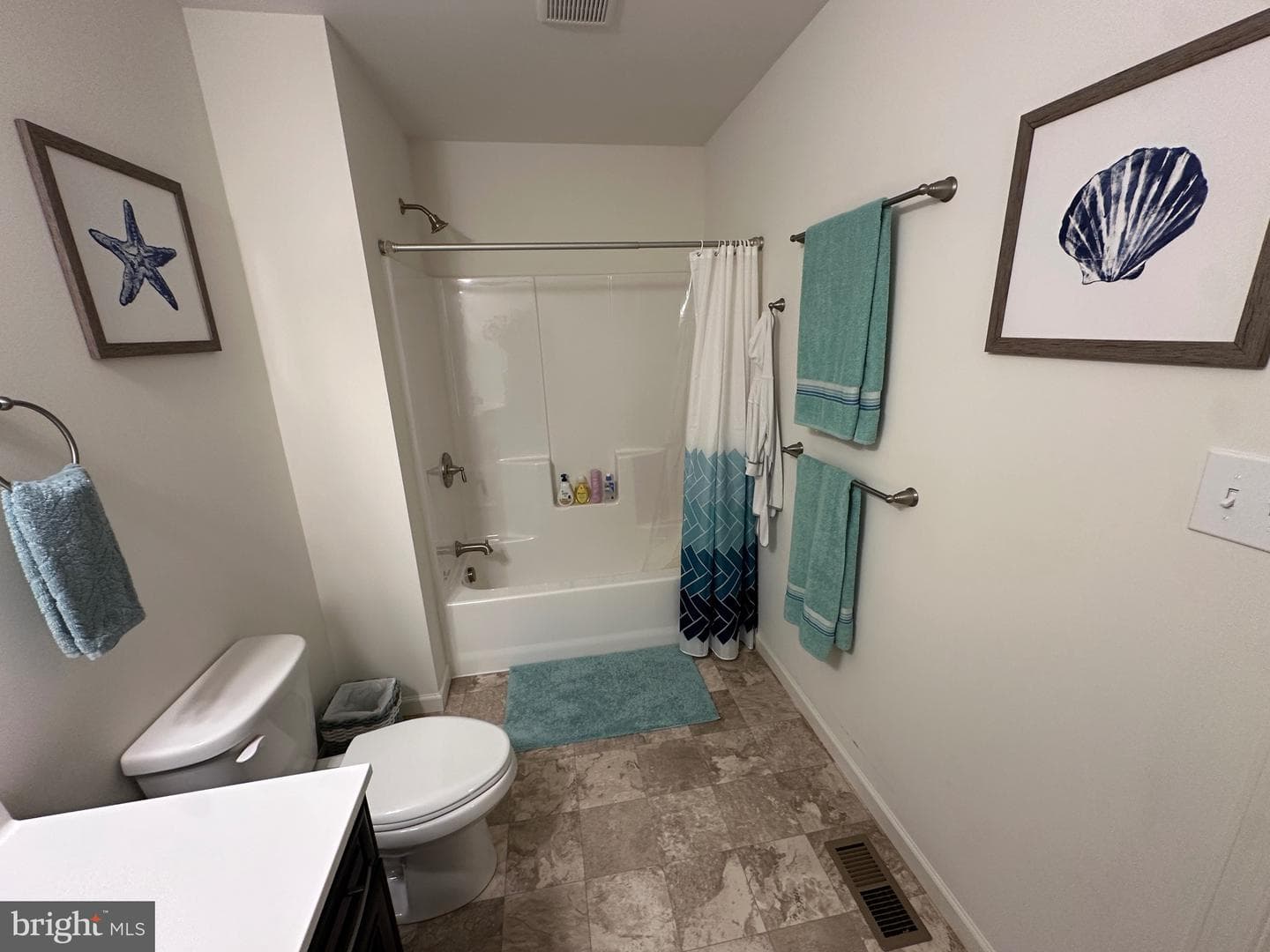 20 Greenview Drive photo 22
