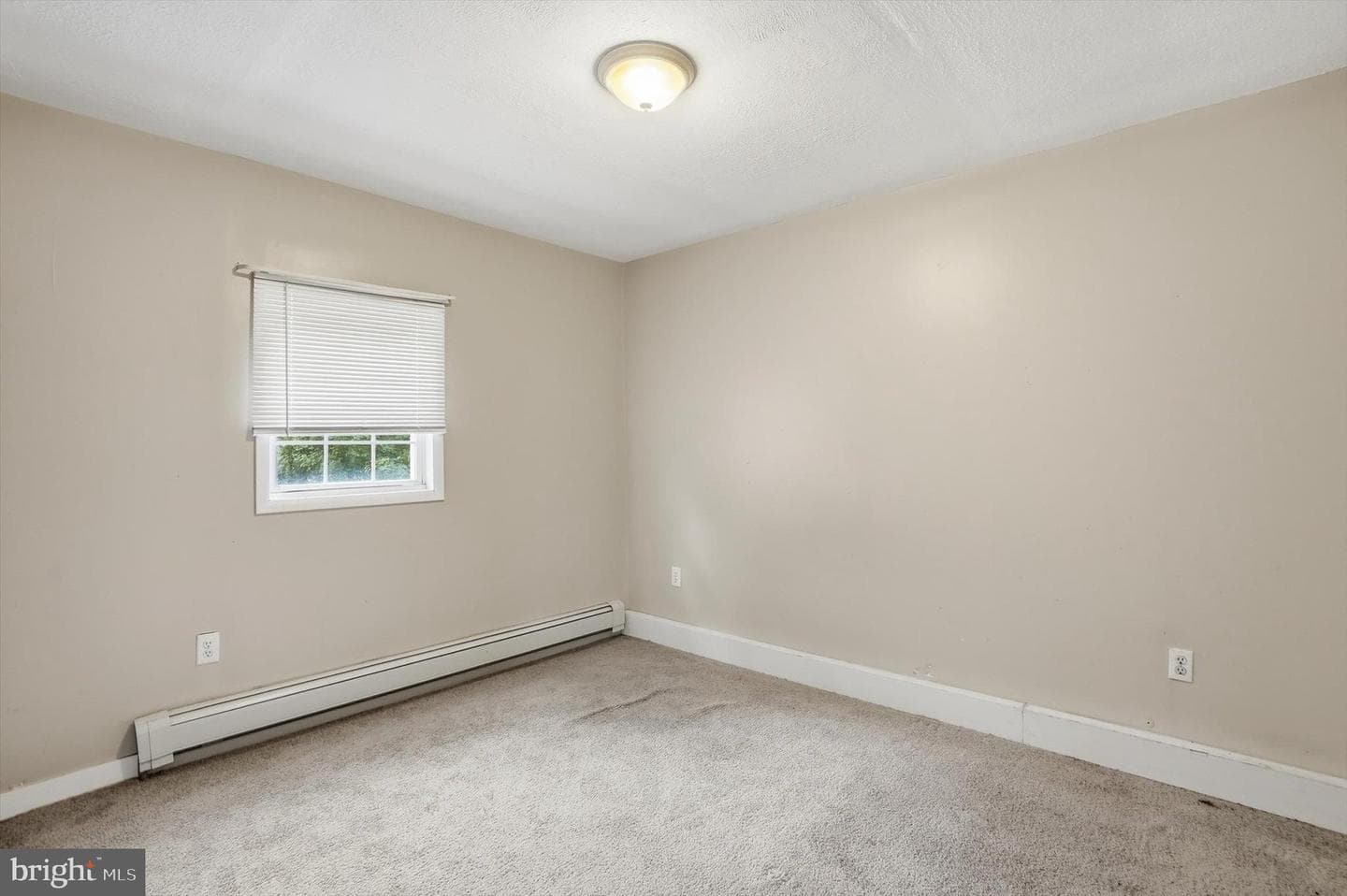738 Edison Street photo 18