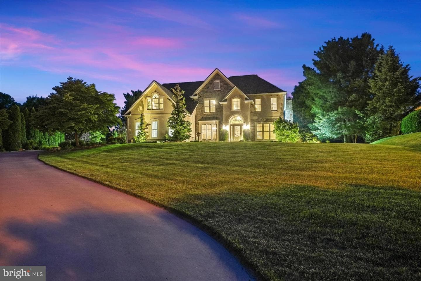 1100 Wyndsong Drive photo 4