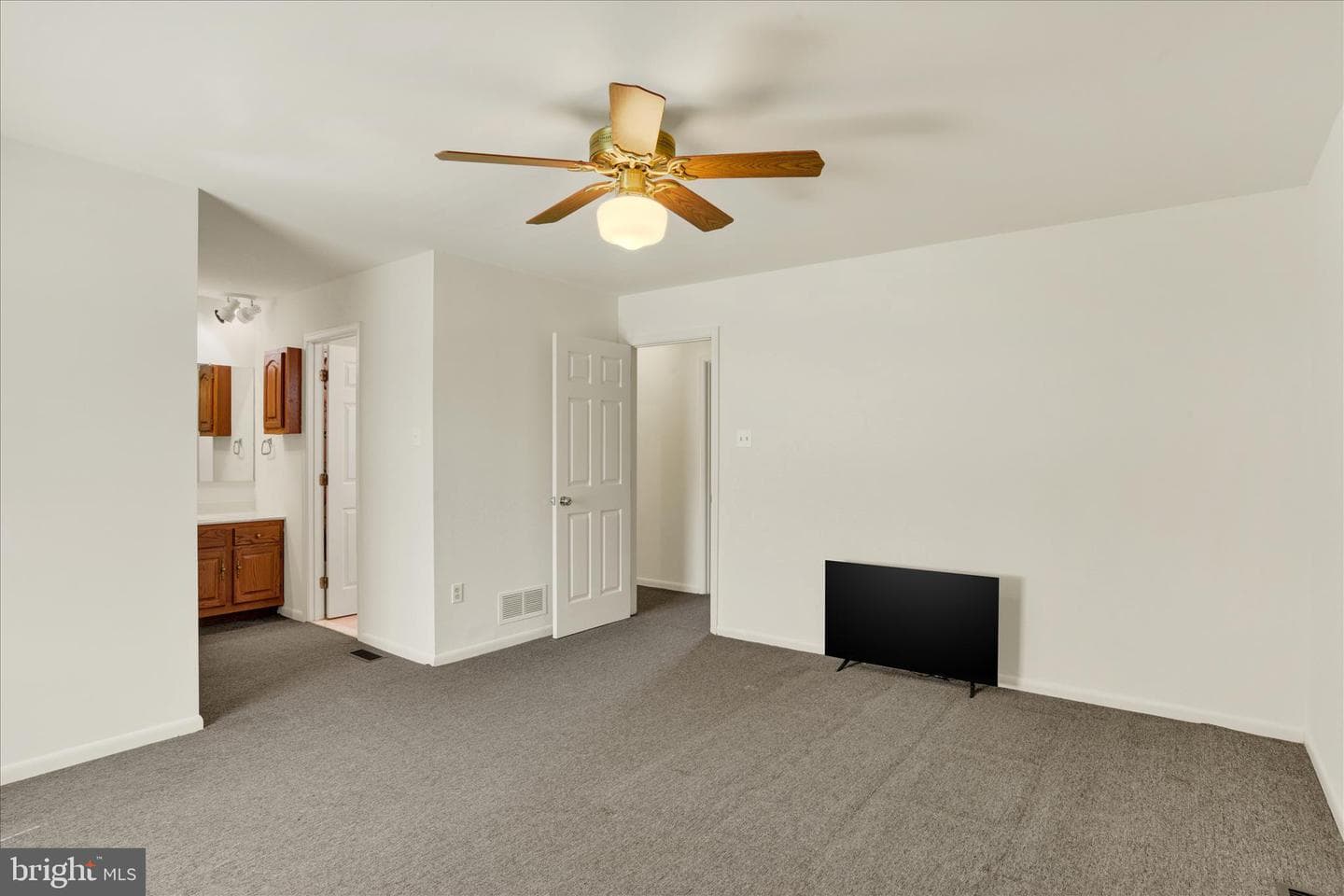 24 Keeney Sunset Drive photo 18