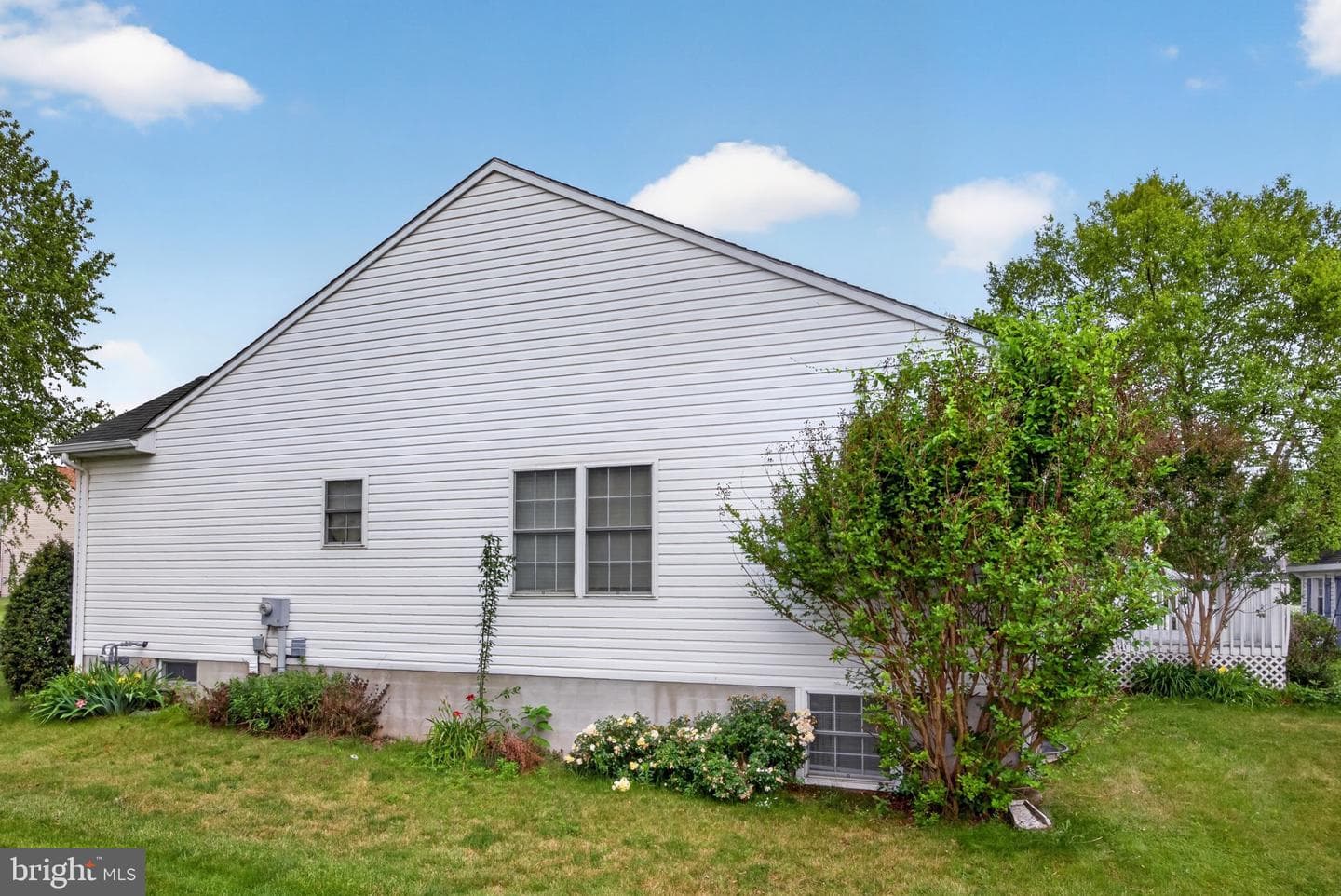 275 Silver Maple Court photo 4