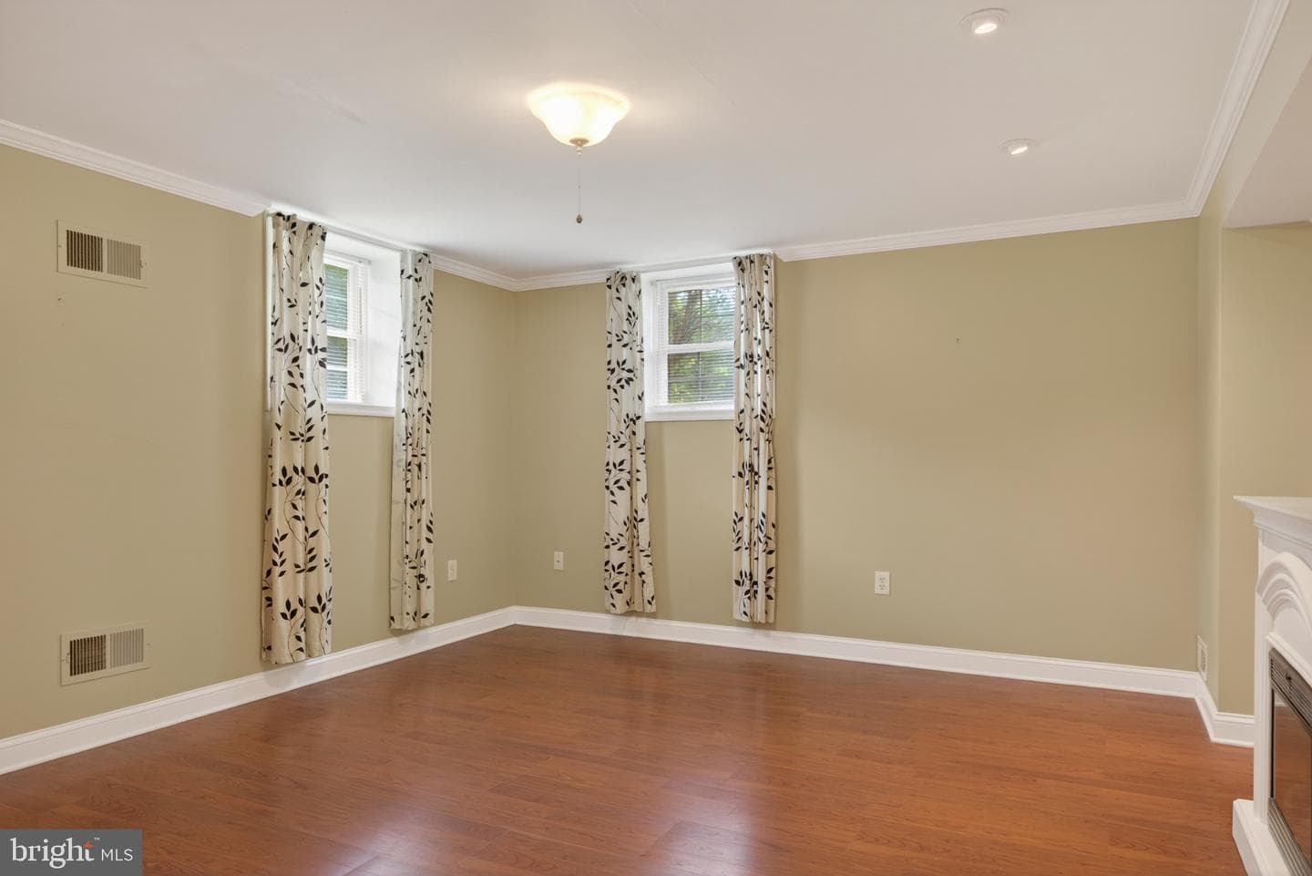 275 Silver Maple Court photo 44