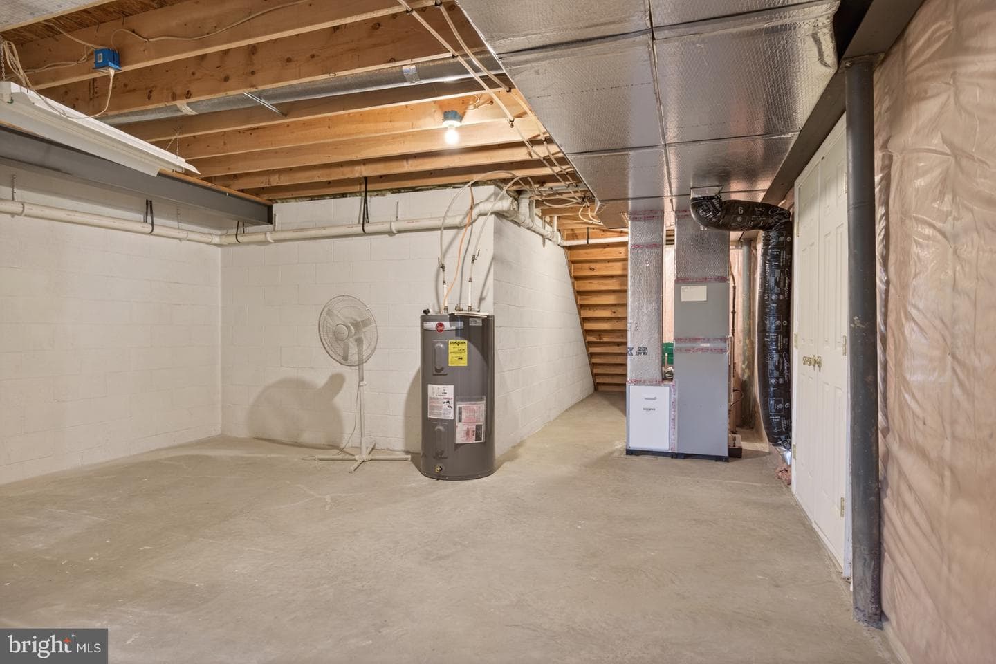 275 Silver Maple Court photo 49