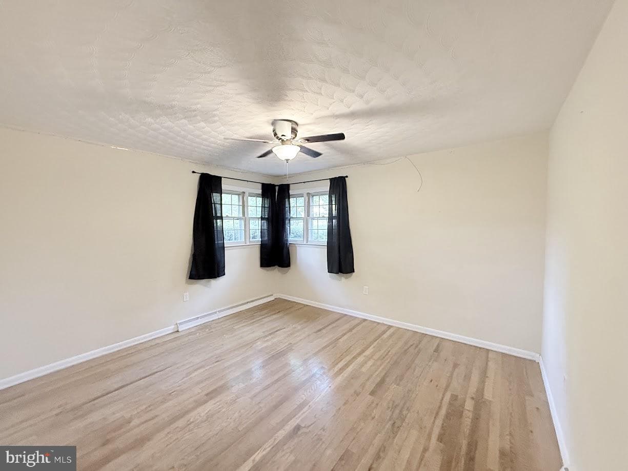 1589 Hollywood Parkway photo 21