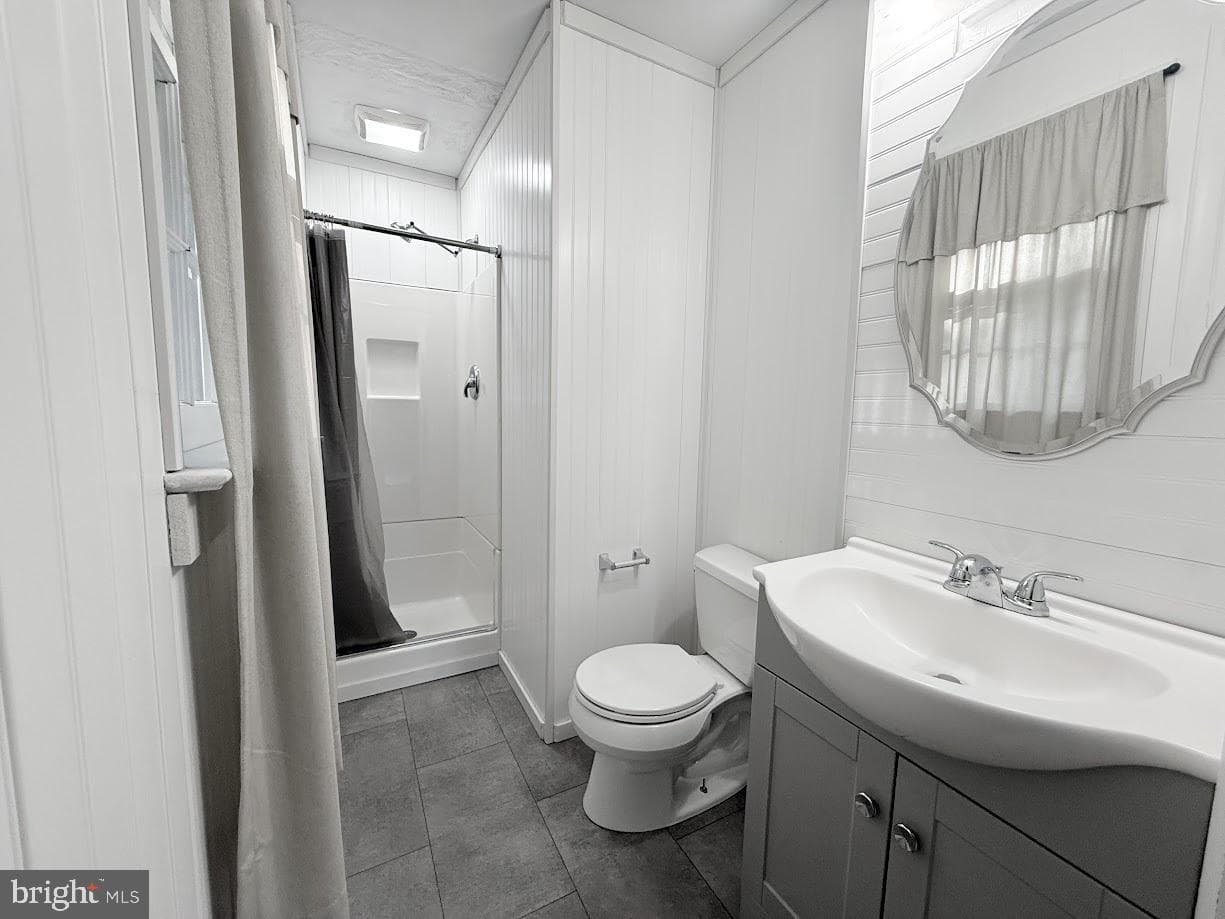 1589 Hollywood Parkway photo 25