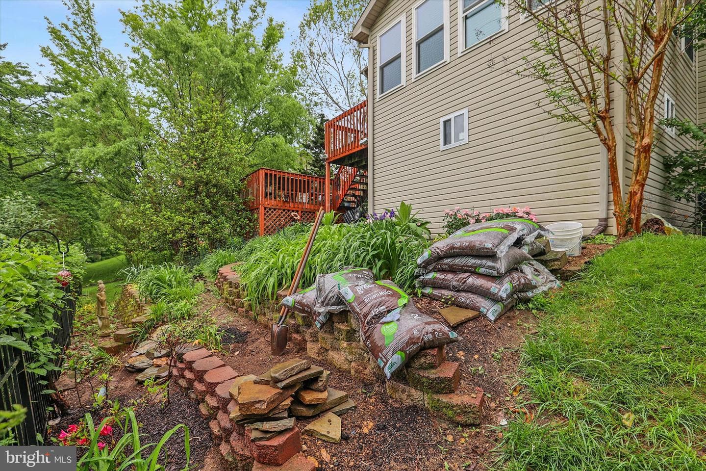 25 Cornell Drive photo 112