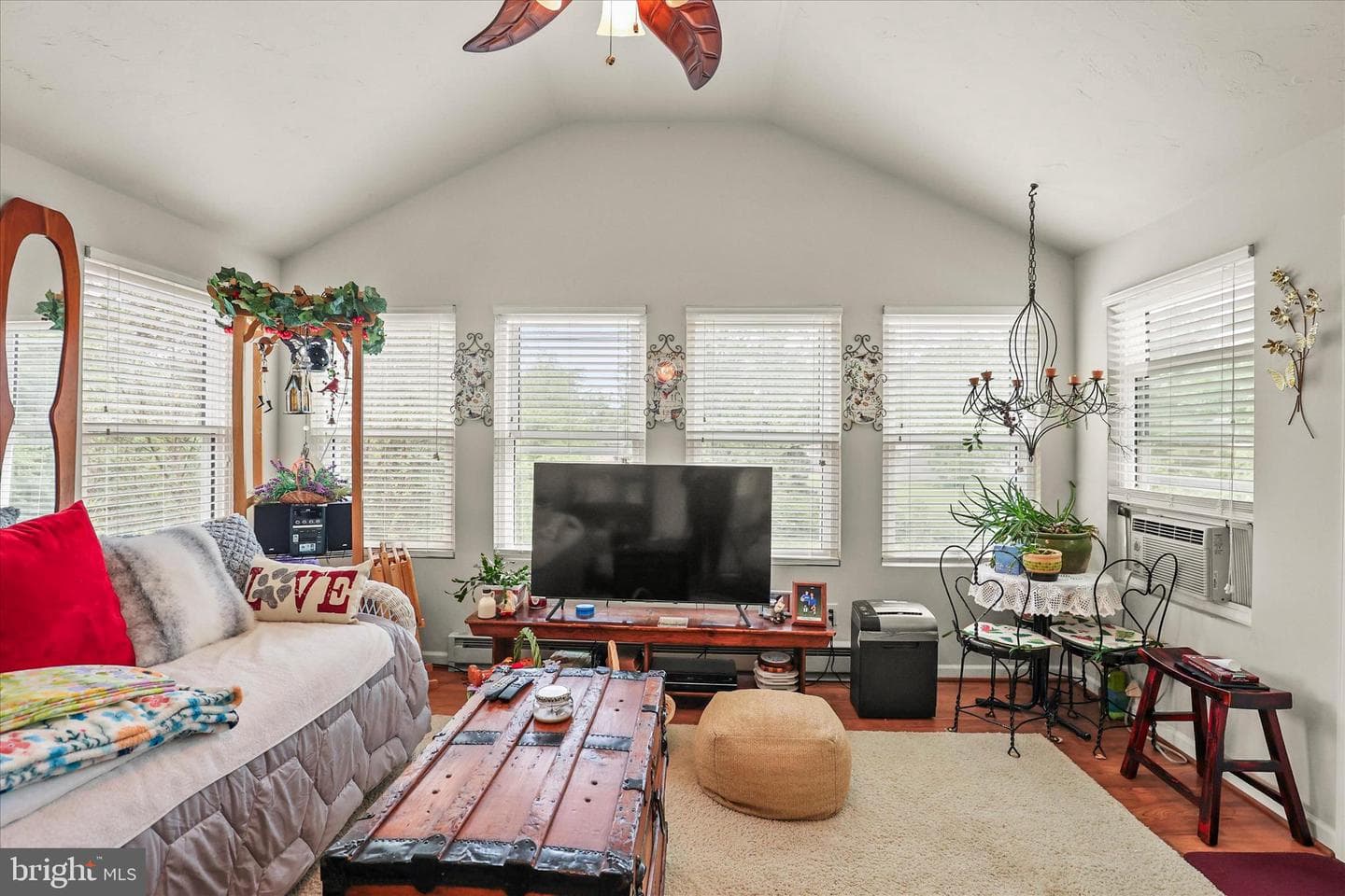 25 Cornell Drive photo 87