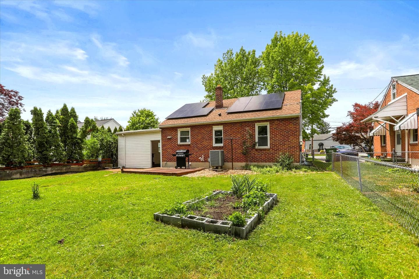 2515 N George Street photo 23