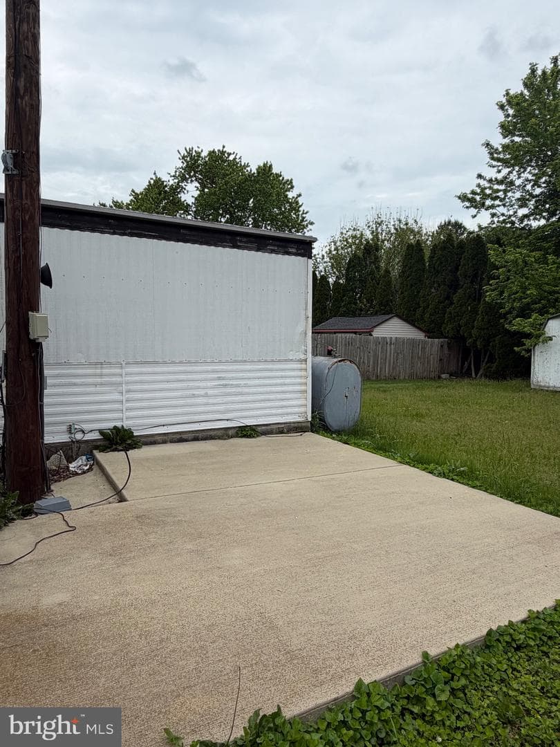 512 Meade Avenue photo 33