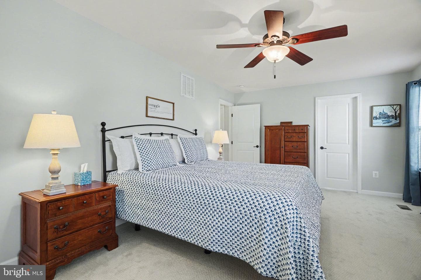 909 Cougar Pointe Circle photo 12