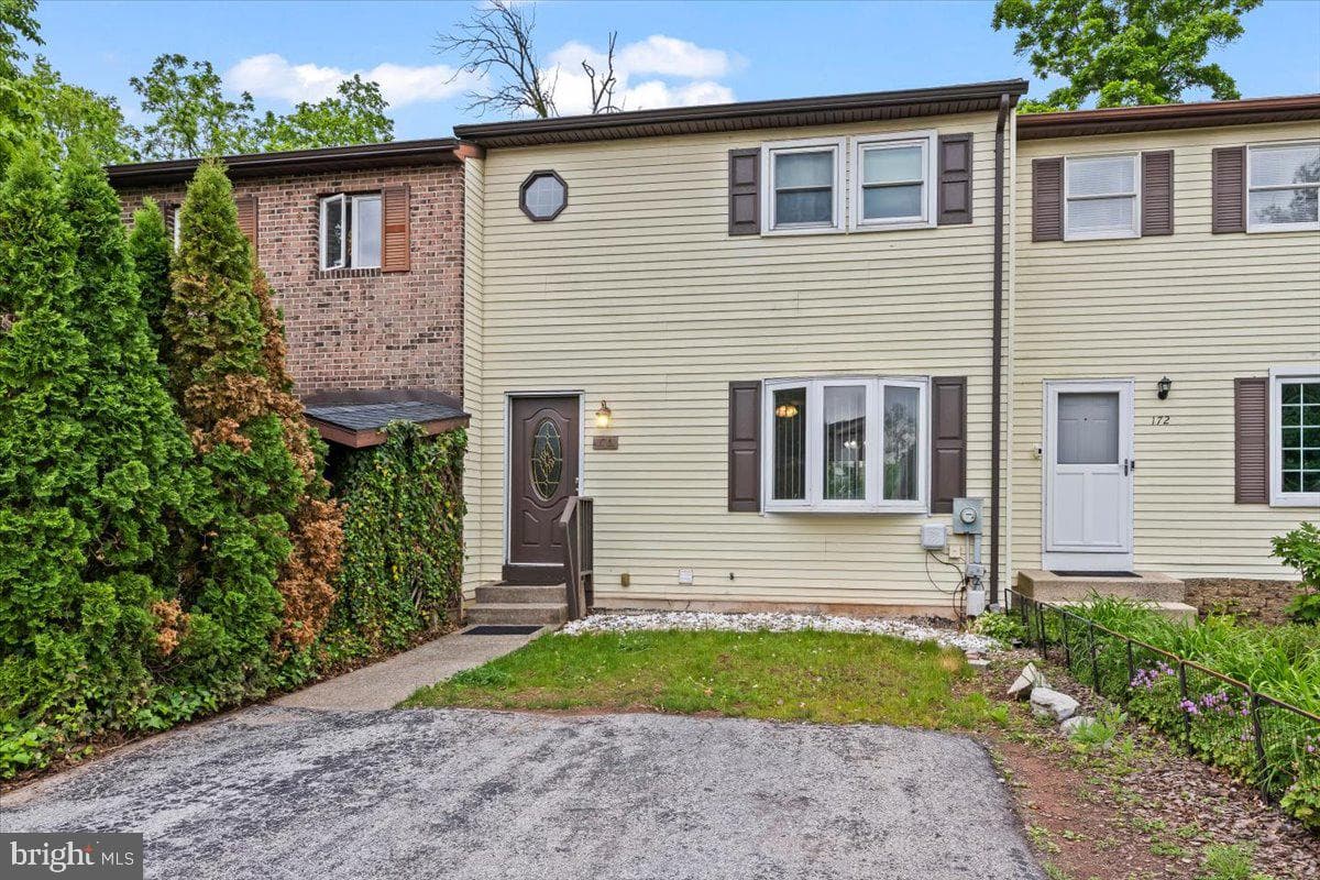 170 White Dogwood Drive, Etters